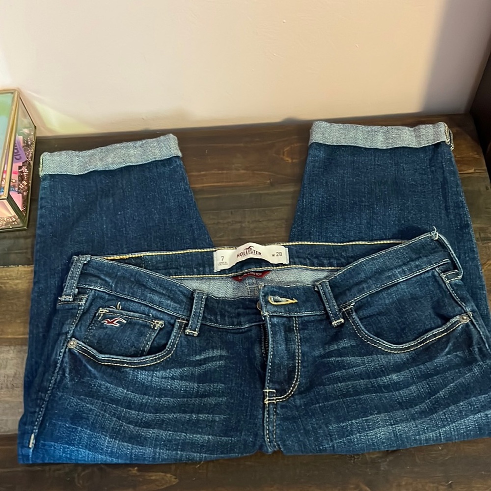 Hollister capris
